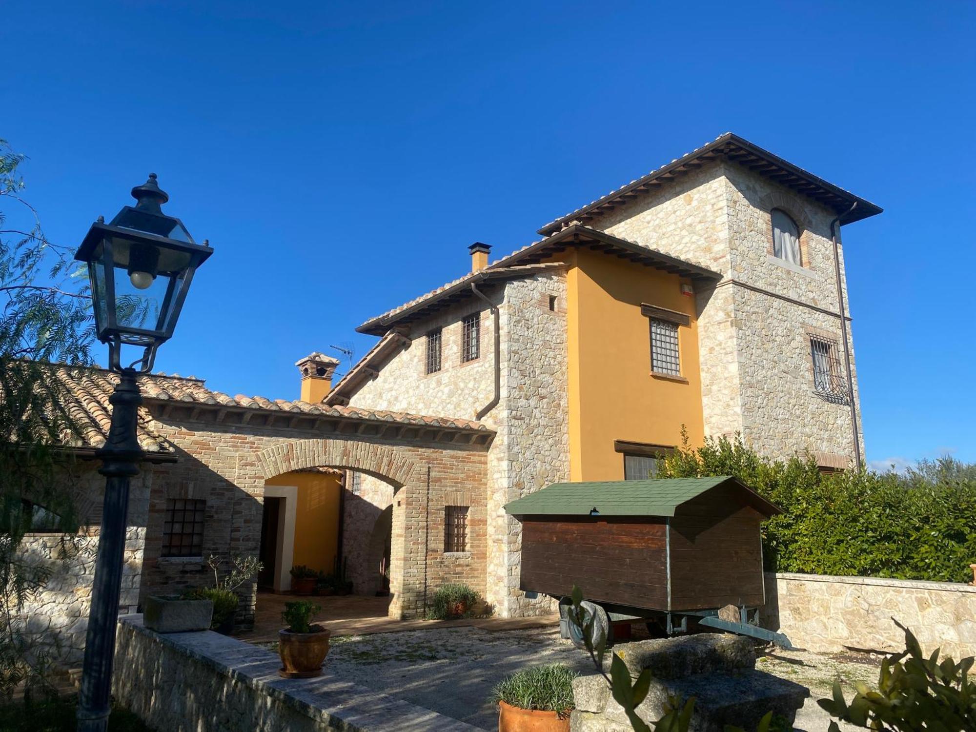 Willa La Casa Di Betta Monte Campano Zewnętrze zdjęcie